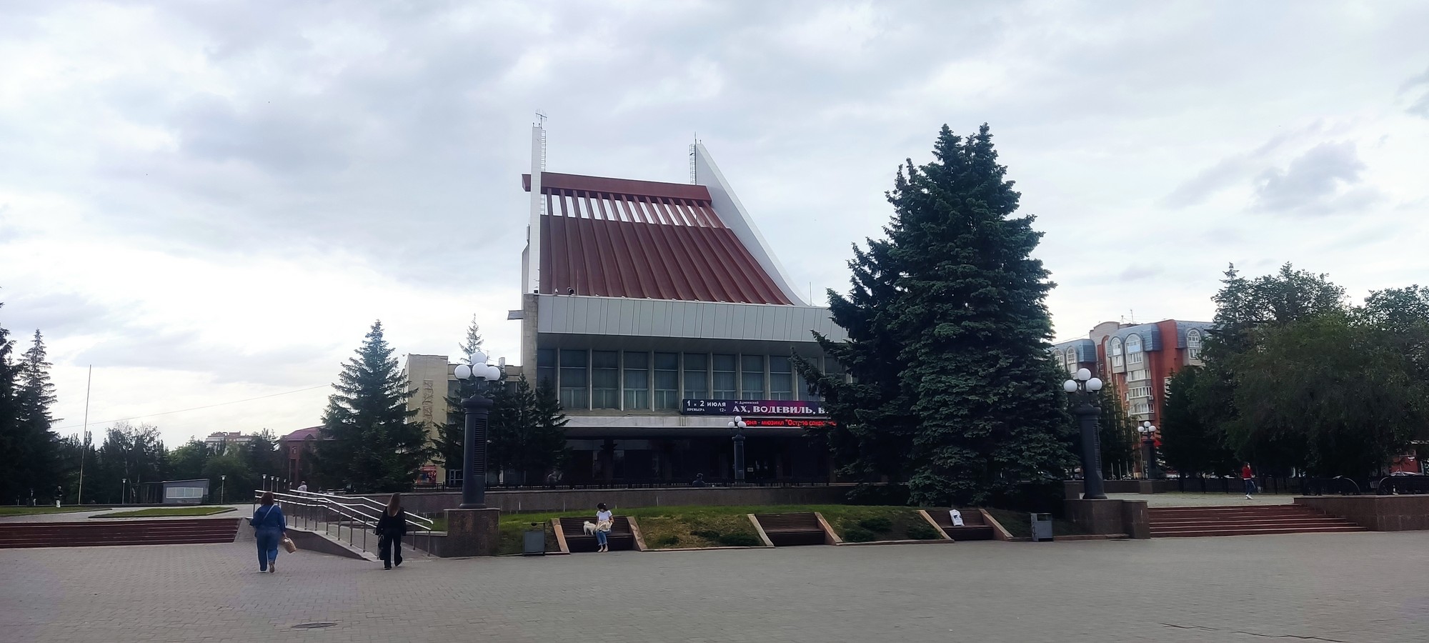 https://upforme.ru/uploads/0017/d2/91/173/381375.jpg