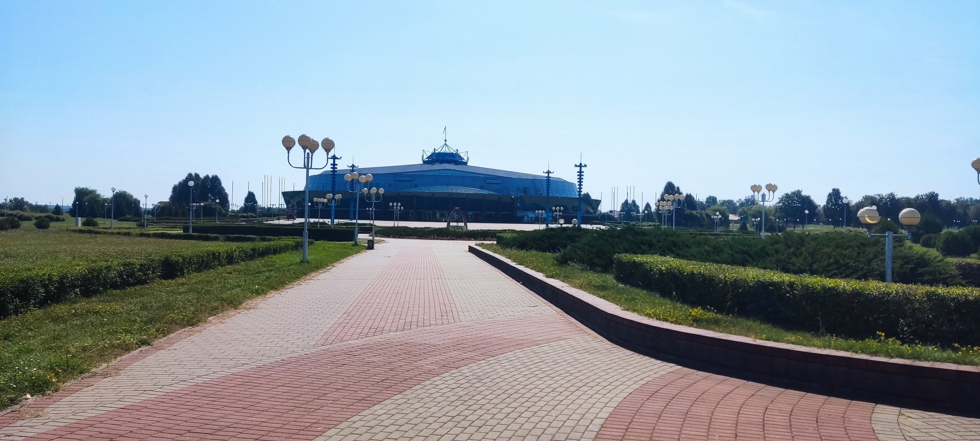 https://upforme.ru/uploads/0017/d2/91/173/931789.jpg