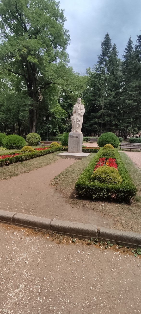 https://upforme.ru/uploads/0017/d2/91/173/94777.jpg