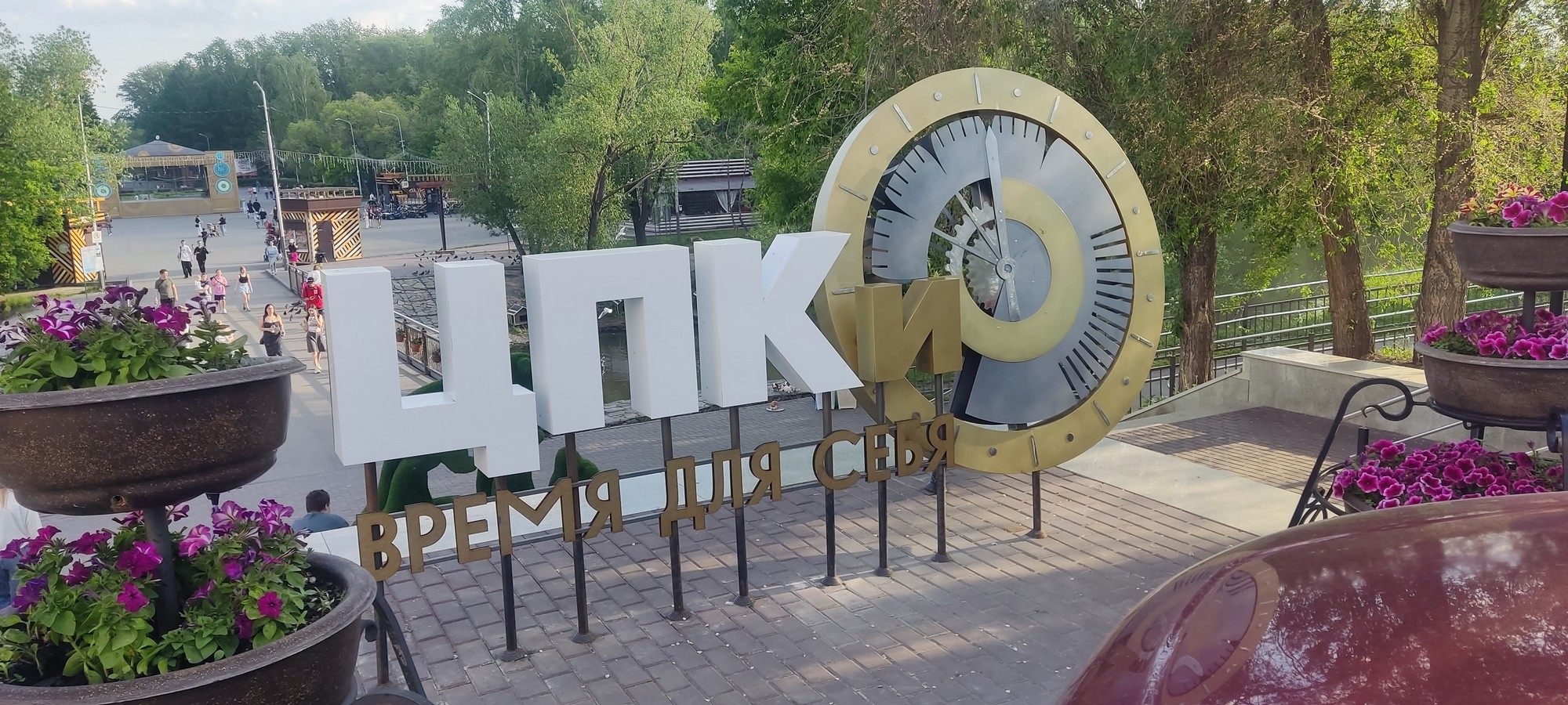 https://upforme.ru/uploads/0017/d2/91/173/971579.jpg