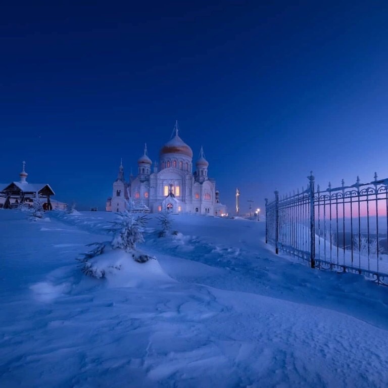 https://upforme.ru/uploads/0017/d2/91/18/71257.jpg