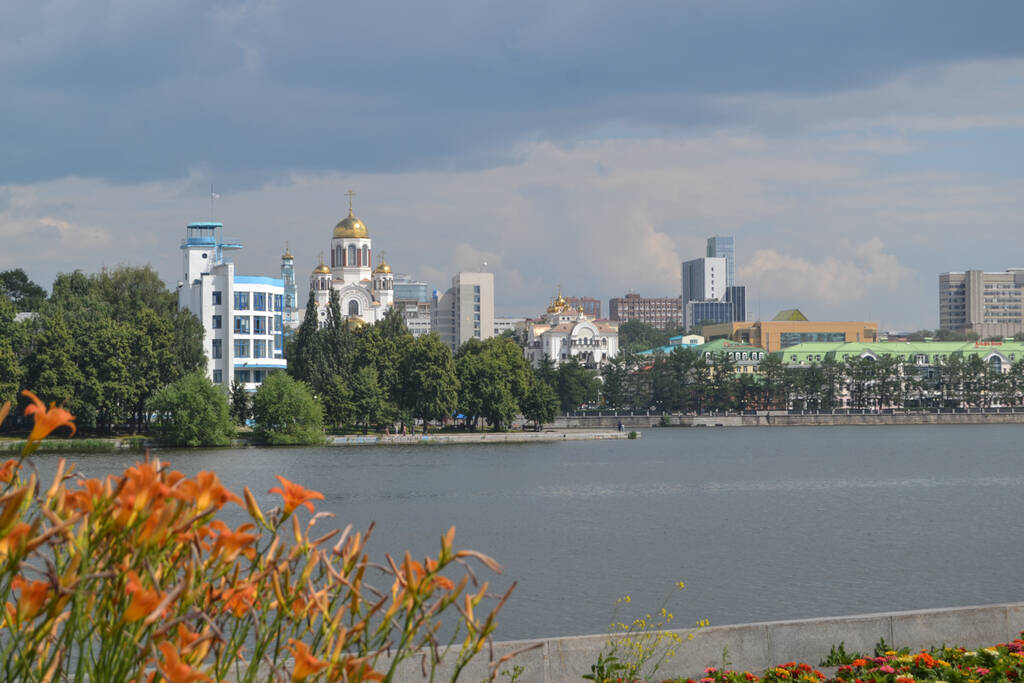 https://upforme.ru/uploads/0017/d2/91/26/17775.jpg