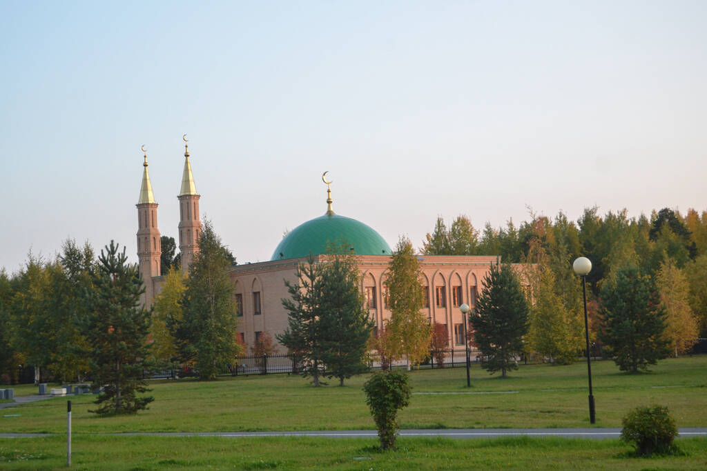 https://upforme.ru/uploads/0017/d2/91/26/476452.jpg