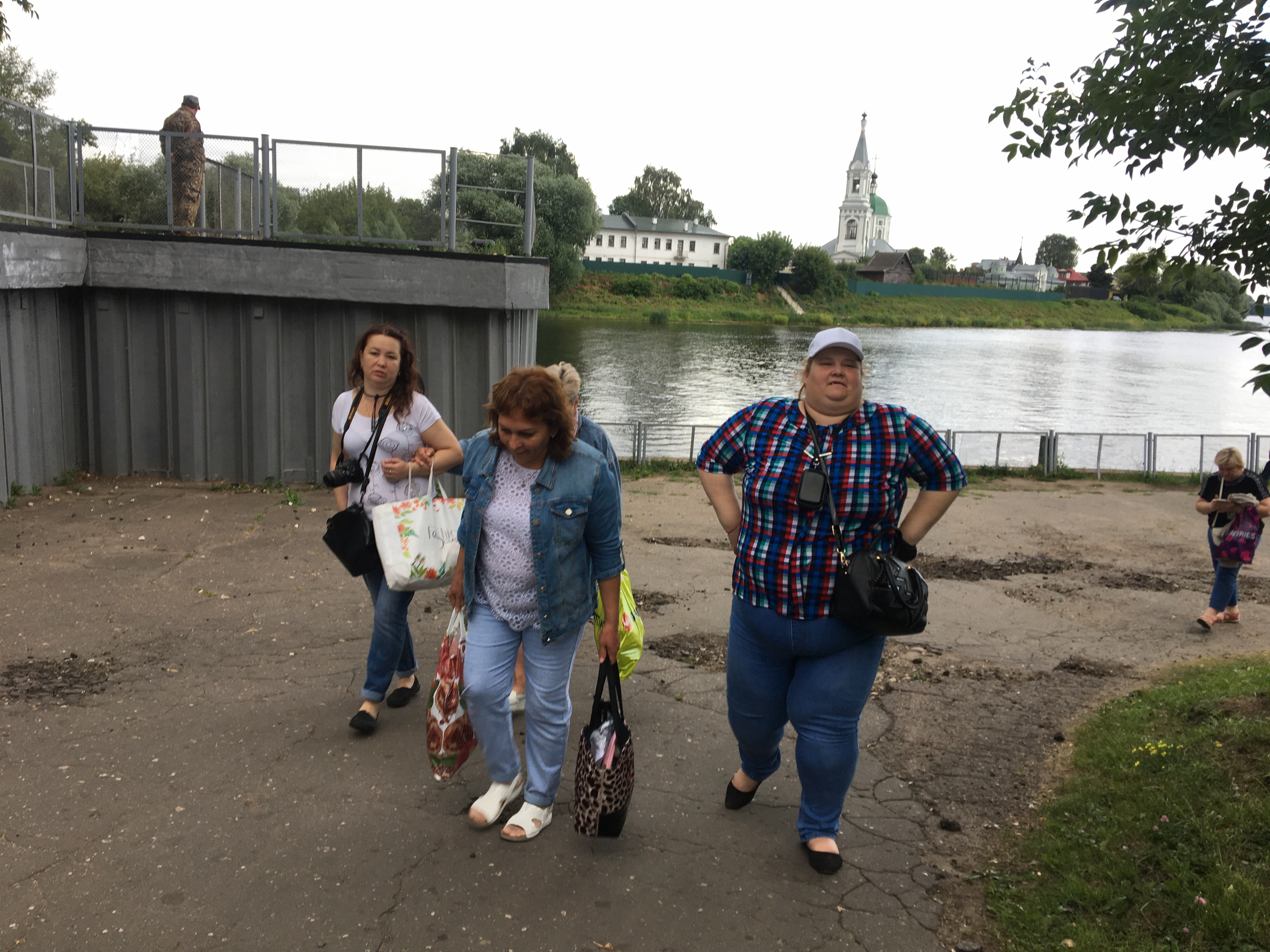 https://upforme.ru/uploads/0017/d2/91/28/721758.jpg