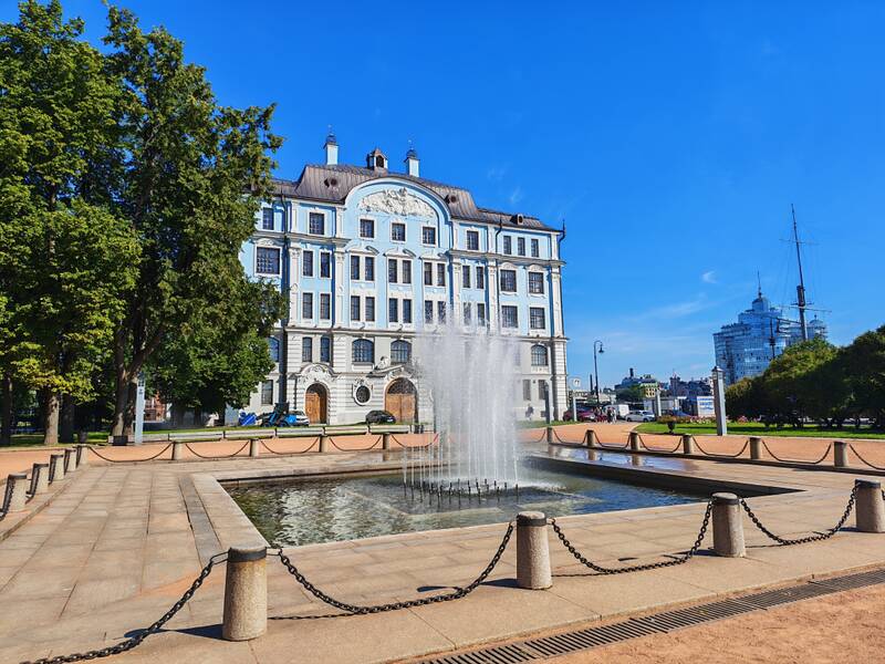https://upforme.ru/uploads/0017/d2/91/28/990864.jpg