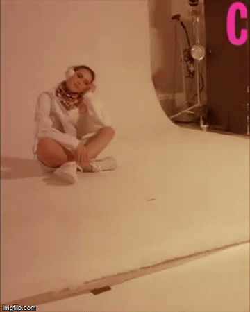 https://upforme.ru/uploads/0018/4f/e9/3/t874817.gif