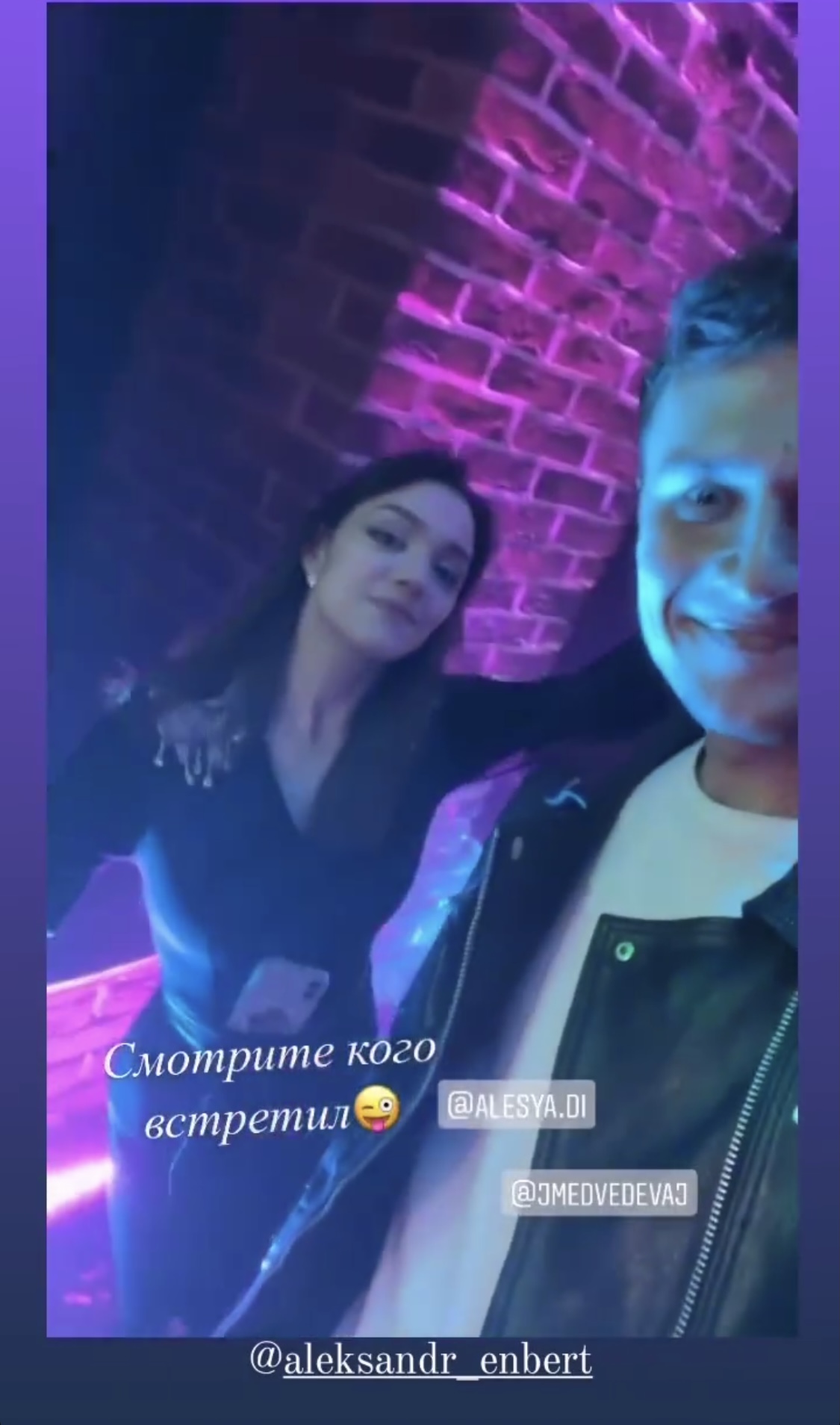 https://upforme.ru/uploads/0018/52/7b/3181/44976.jpg