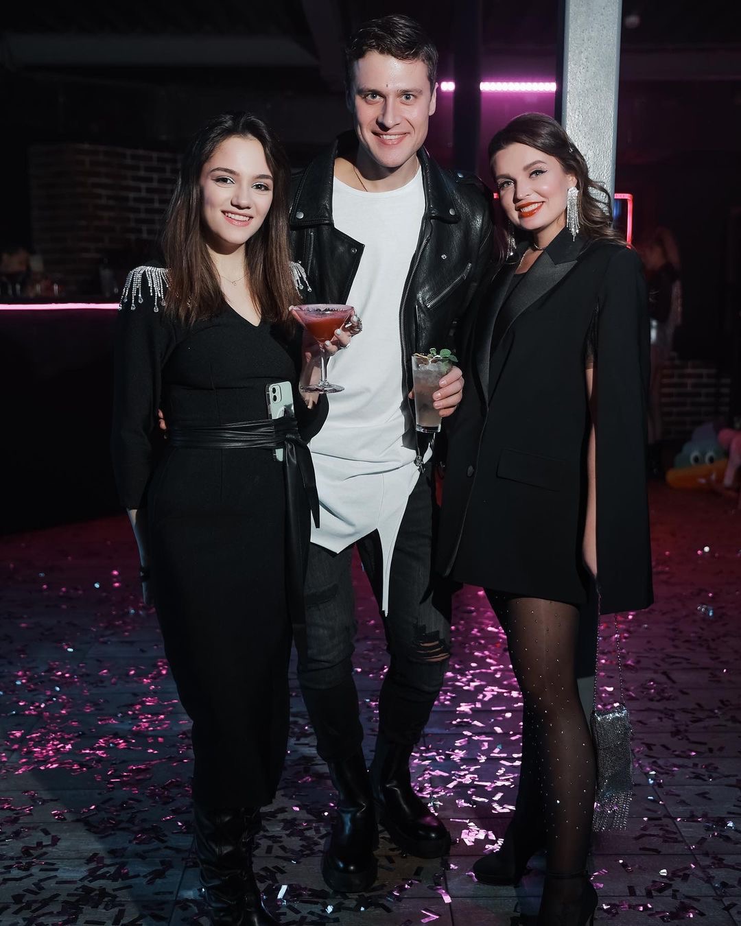 https://upforme.ru/uploads/0018/52/7b/3181/559630.jpg