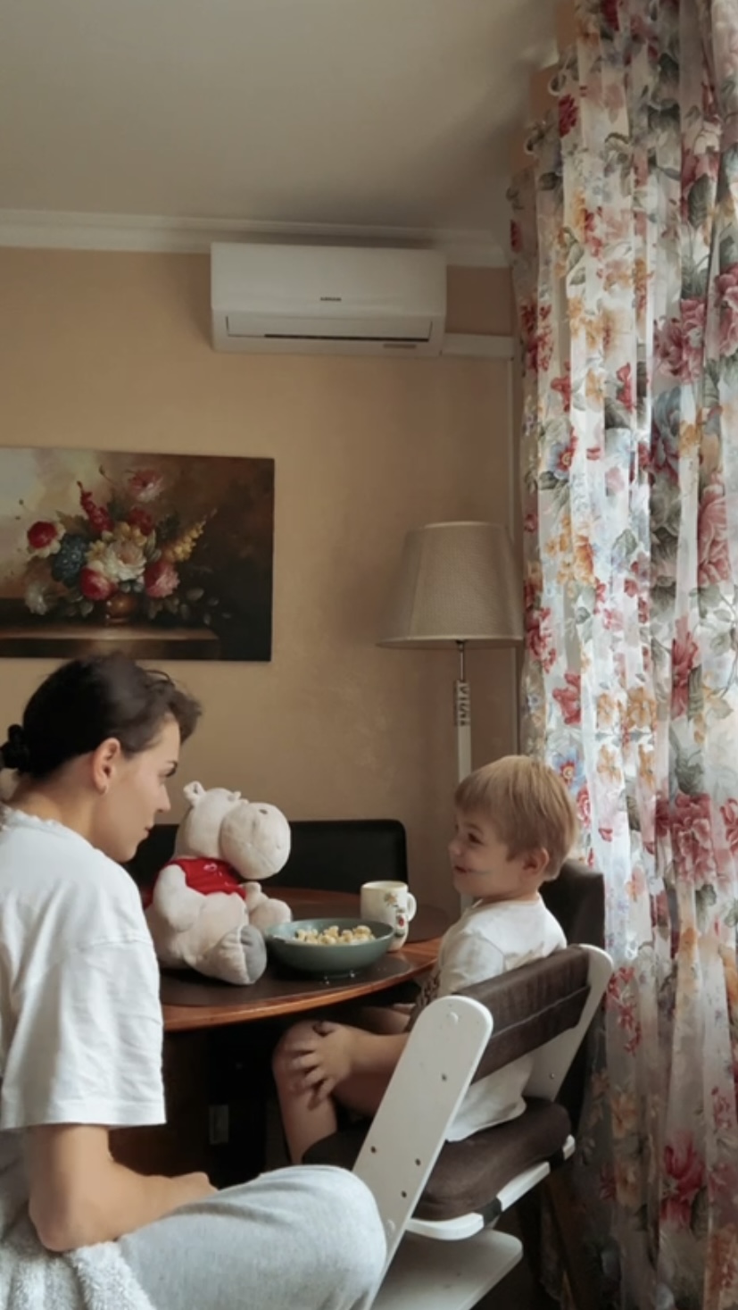 https://upforme.ru/uploads/0018/52/7b/352/941753.jpg