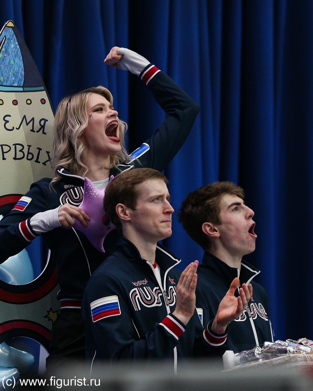 https://upforme.ru/uploads/0018/52/7b/4182/538241.jpg