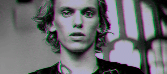 https://upforme.ru/uploads/0019/41/ed/2019/761174.gif