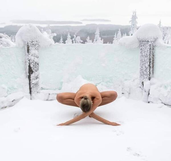 https://upforme.ru/uploads/0019/82/12/16/t996757.jpg