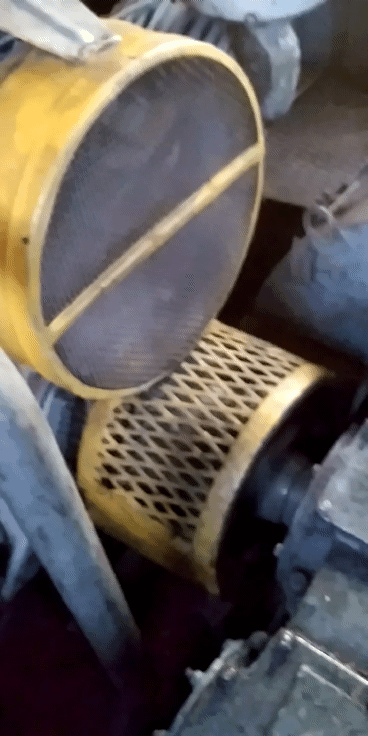 https://upforme.ru/uploads/0019/82/12/369/t476942.gif