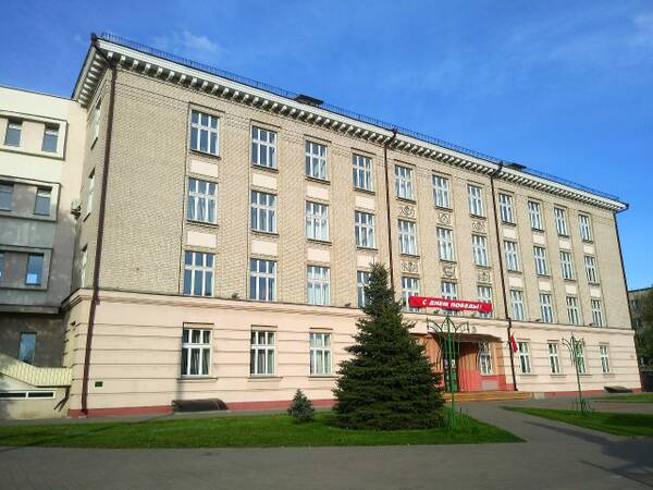 https://upforme.ru/uploads/0019/82/12/369/t649670.jpg