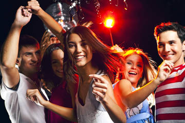 https://upforme.ru/uploads/0019/93/68/2/t32301.jpg