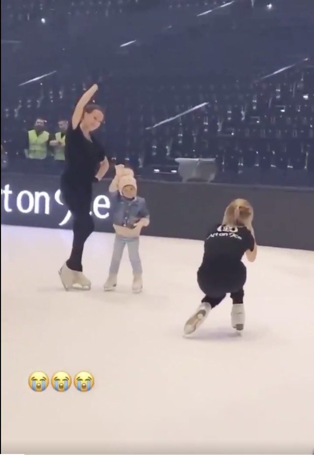 https://upforme.ru/uploads/0019/b5/94/330/53032.png