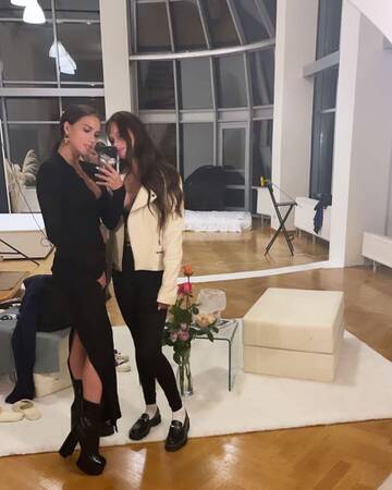 https://upforme.ru/uploads/0019/b5/94/56/t535977.jpg