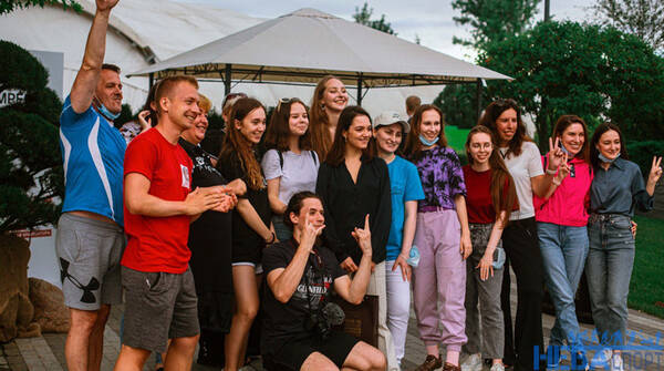 https://upforme.ru/uploads/0019/b5/94/71/t712381.jpg