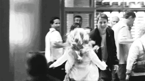https://upforme.ru/uploads/0019/cd/37/135/947107.gif