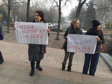 https://upforme.ru/uploads/0019/d2/d8/165/t953228.jpg