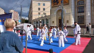 https://upforme.ru/uploads/0019/d2/d8/249/t110025.jpg