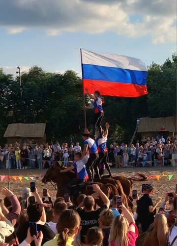 https://upforme.ru/uploads/0019/d2/d8/249/t694446.jpg