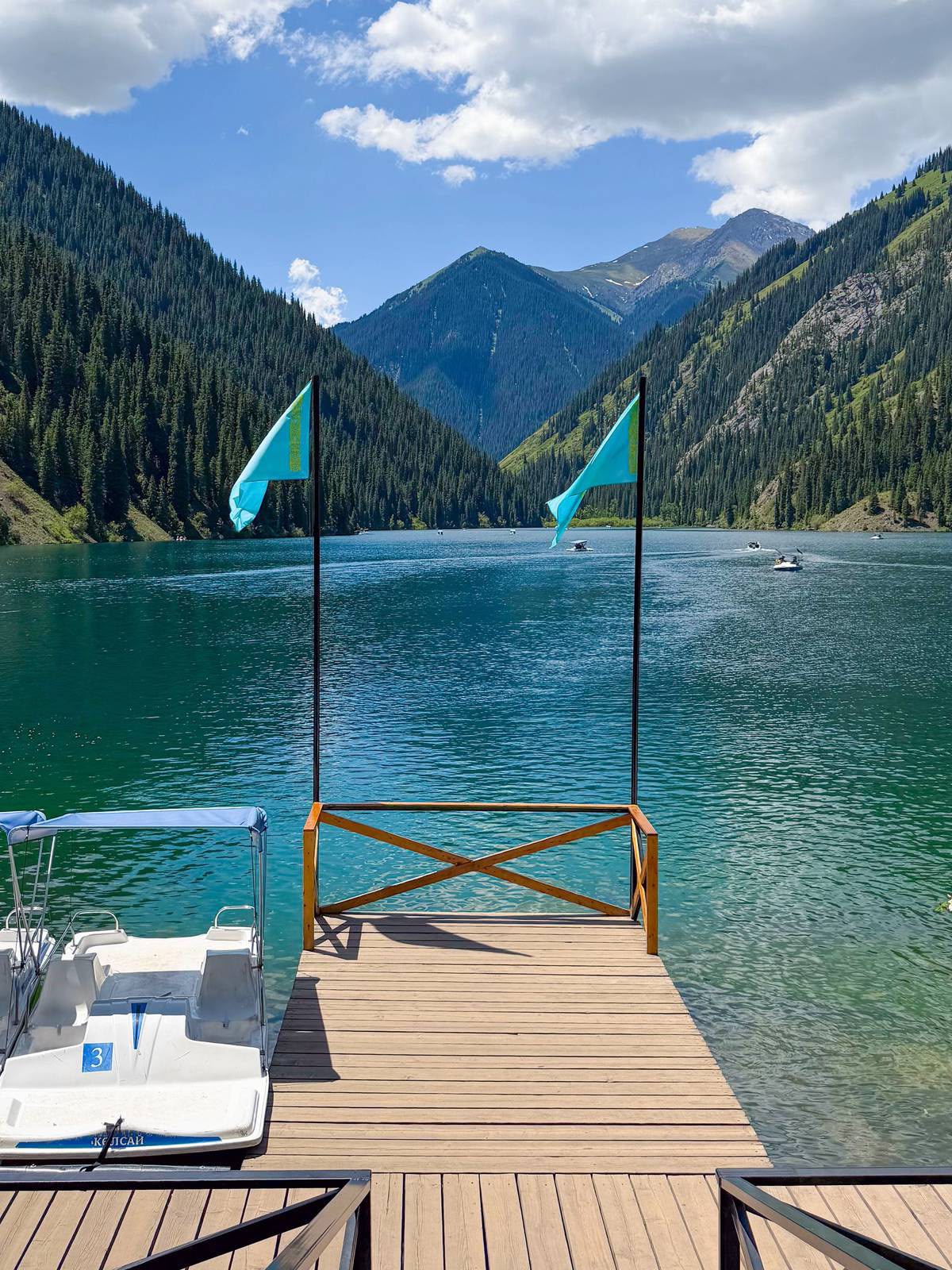 https://upforme.ru/uploads/0019/d2/d8/256/164447.jpg