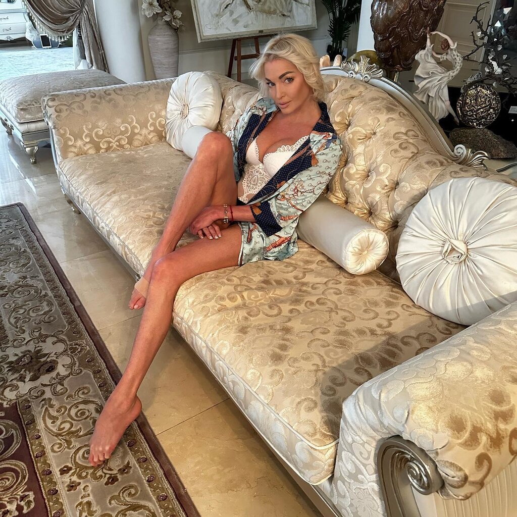 https://upforme.ru/uploads/0019/d2/d8/256/622011.jpg