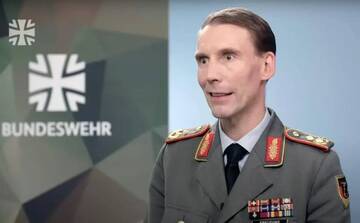 https://upforme.ru/uploads/0019/d2/d8/38/t302987.jpg