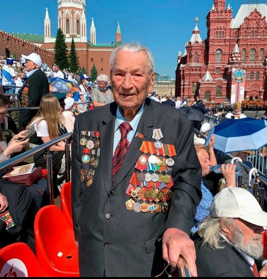 https://upforme.ru/uploads/0019/d2/d8/6/749786.jpg