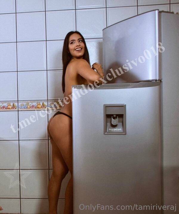 https://upforme.ru/uploads/0019/f2/2c/22023/t932233.jpg