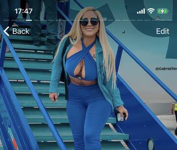 https://upforme.ru/uploads/0019/f2/2c/7739/t121170.jpg
