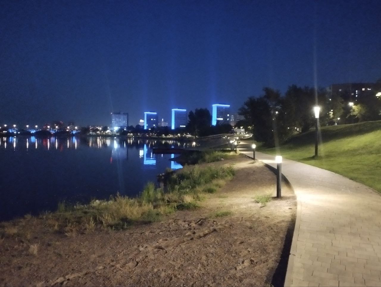 https://upforme.ru/uploads/0019/f6/b8/4/333349.jpg