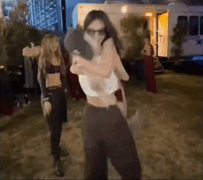 https://upforme.ru/uploads/001a/2e/af/308/736036.gif