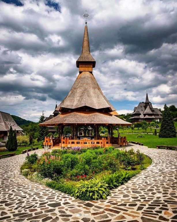 https://upforme.ru/uploads/001a/37/94/3/104192.jpg