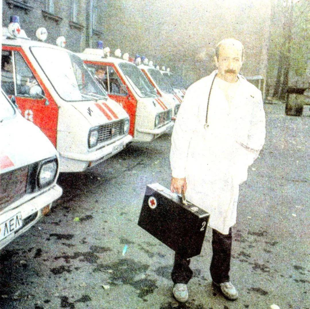https://upforme.ru/uploads/001a/37/94/3/834383.jpg