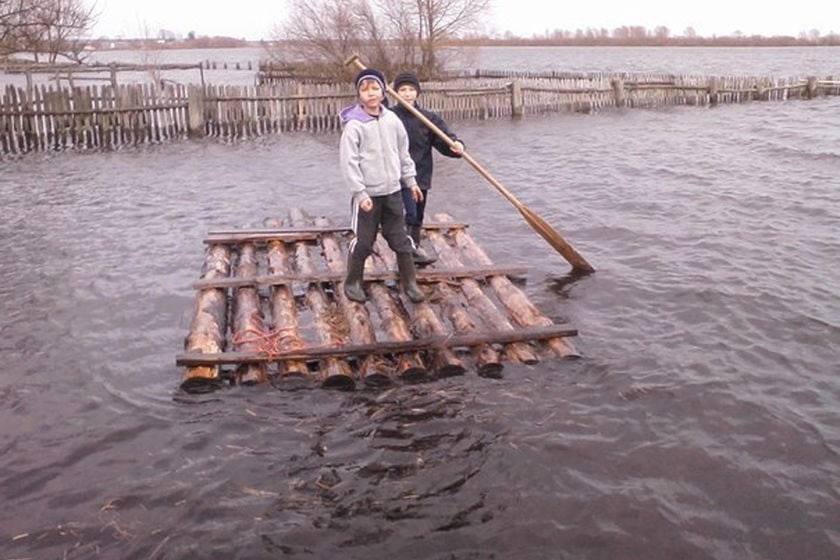 https://upforme.ru/uploads/001a/37/94/7/386634.jpg