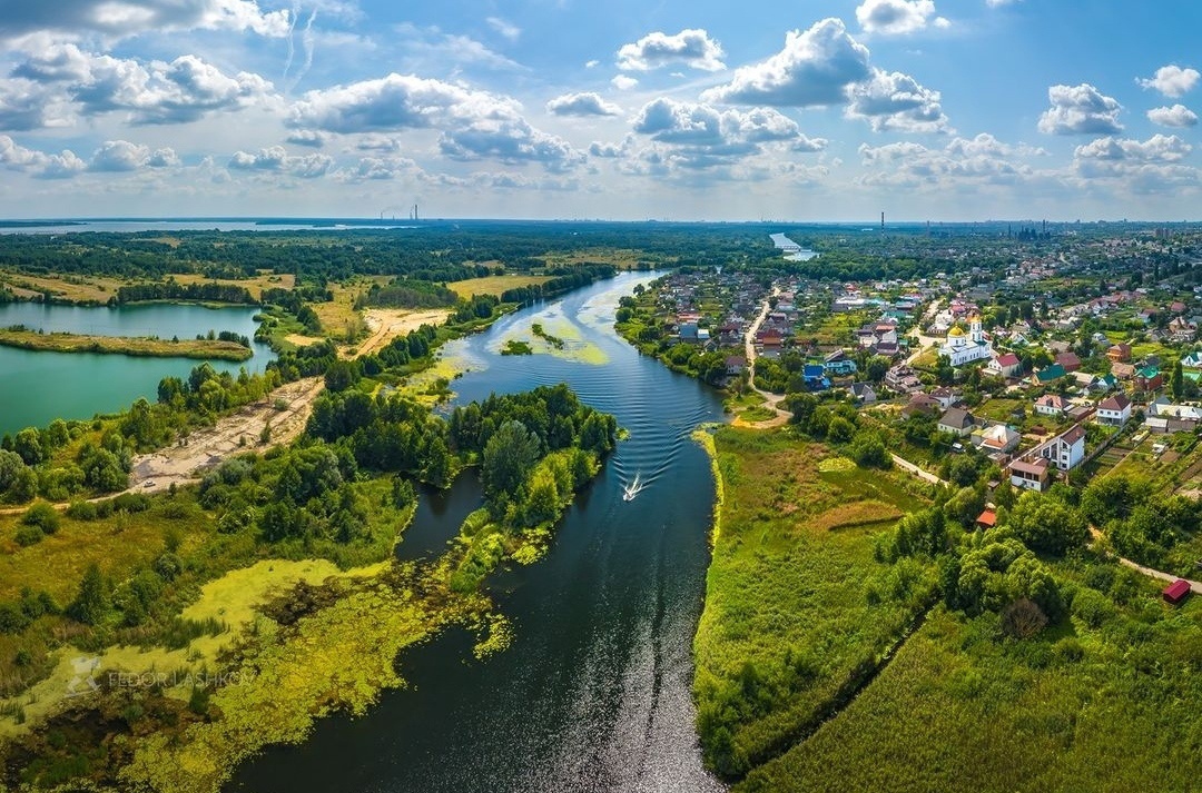 https://upforme.ru/uploads/001a/37/94/7/829967.jpg