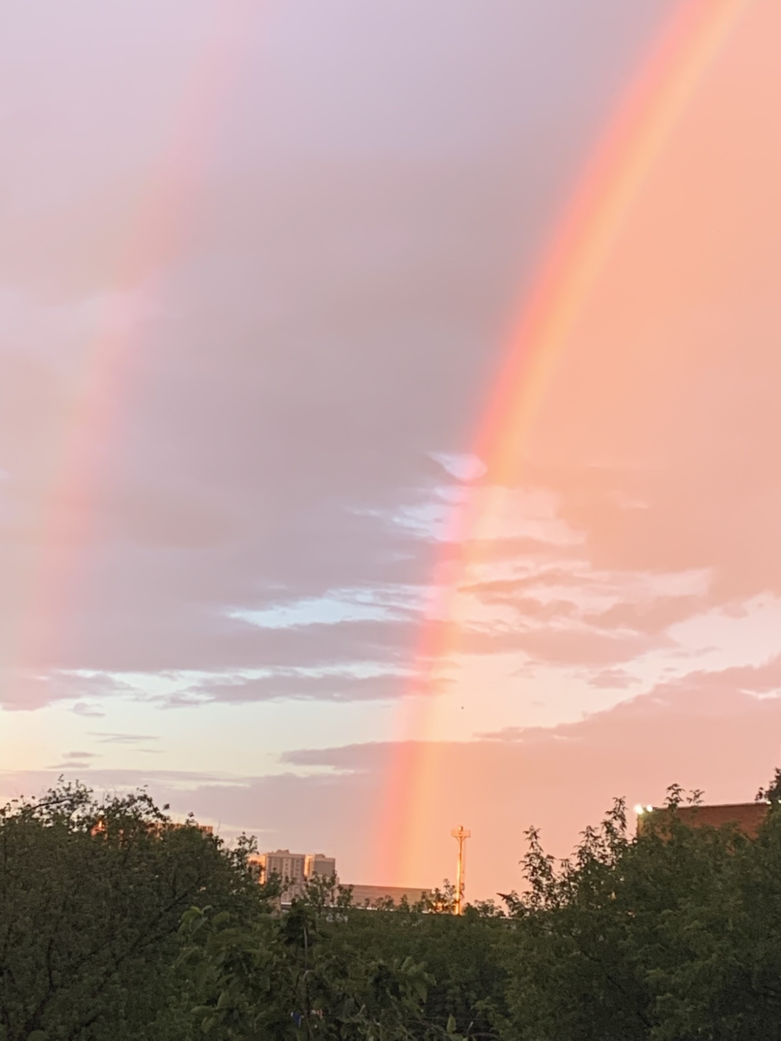 https://upforme.ru/uploads/001a/b7/49/104/823907.jpg