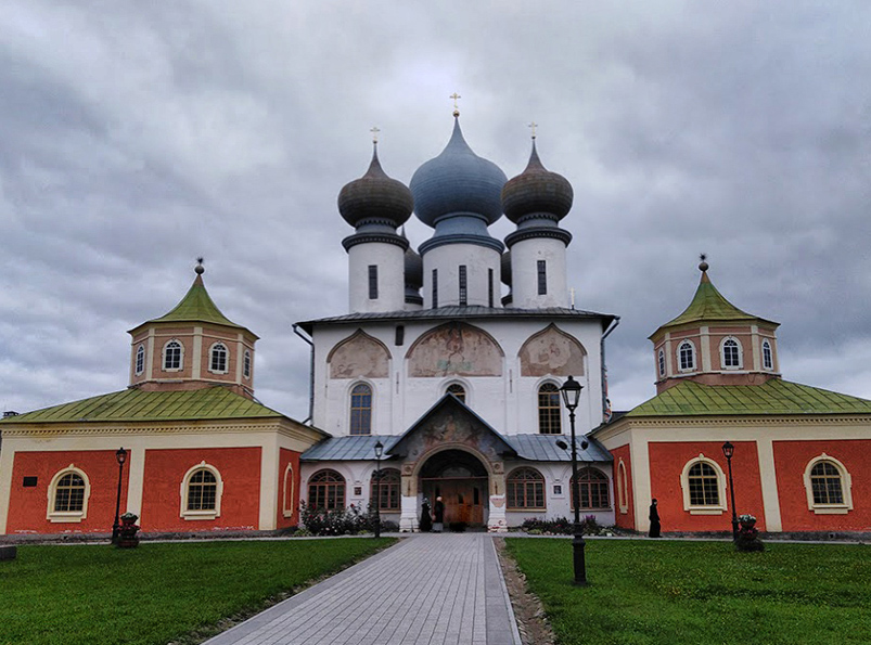 https://upforme.ru/uploads/001a/b7/49/110/305713.jpg