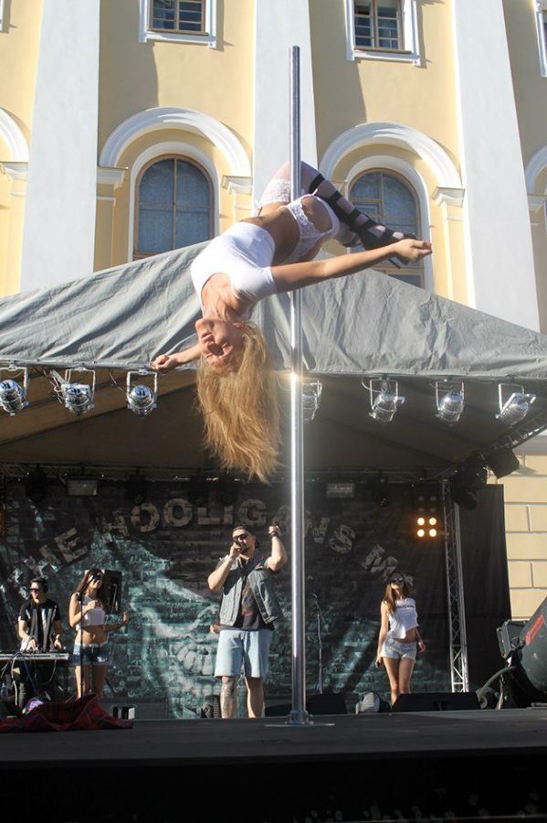 https://upforme.ru/uploads/001a/b7/49/110/581104.jpg