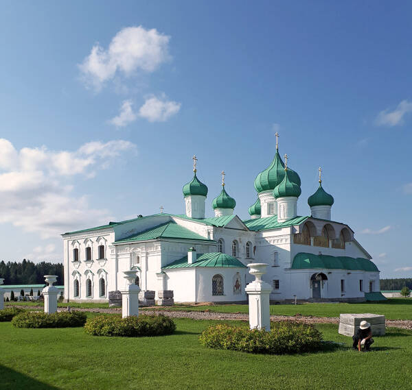 https://upforme.ru/uploads/001a/b7/49/110/t748402.jpg