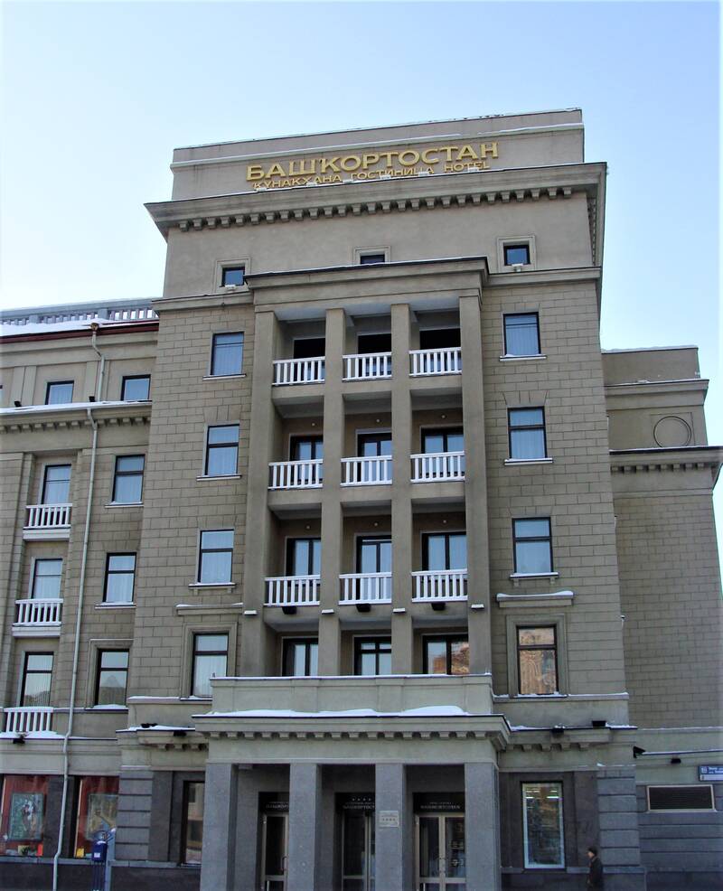 https://upforme.ru/uploads/001a/b7/49/120/928429.jpg