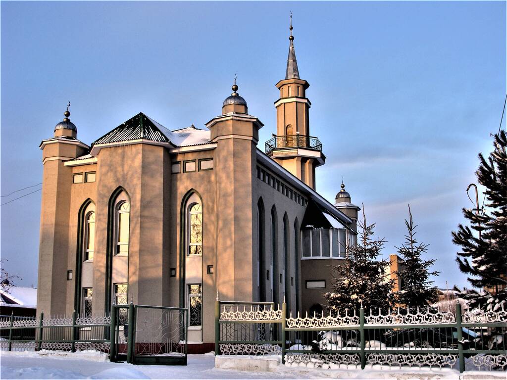 https://upforme.ru/uploads/001a/b7/49/3/505859.jpg