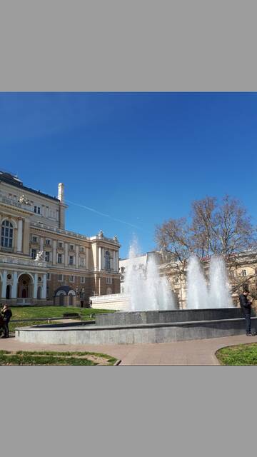 https://upforme.ru/uploads/001a/b7/49/483/t819966.jpg