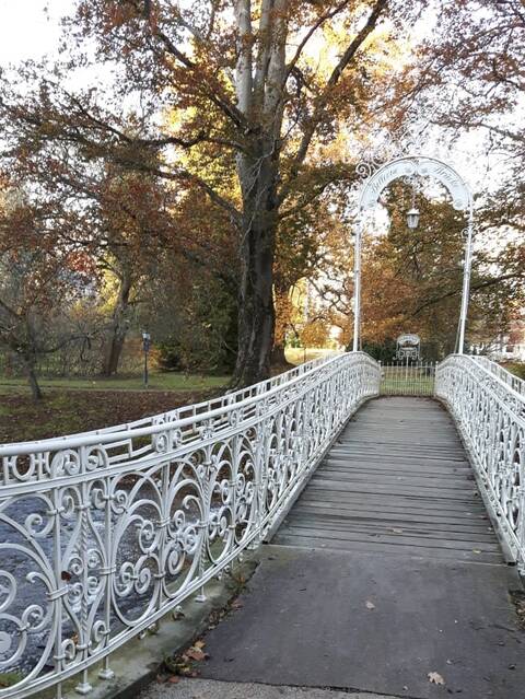 https://upforme.ru/uploads/001a/b7/49/77/t37193.jpg
