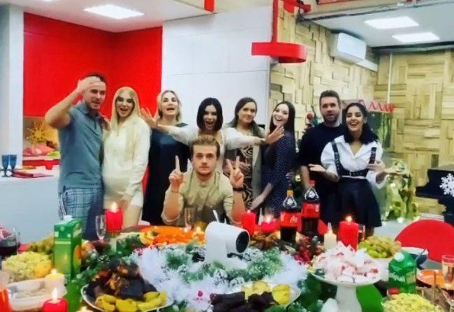 https://upforme.ru/uploads/001a/c0/03/2/660086.jpg