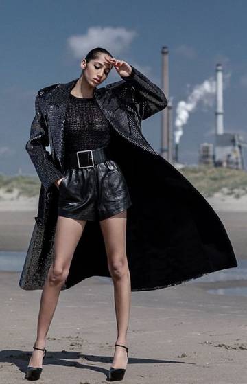https://upforme.ru/uploads/001a/c5/3c/2/t201526.jpg