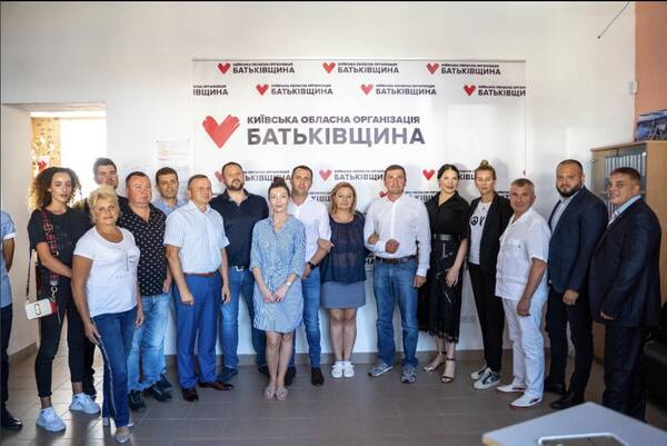 https://upforme.ru/uploads/001a/d5/a6/2/t118256.jpg