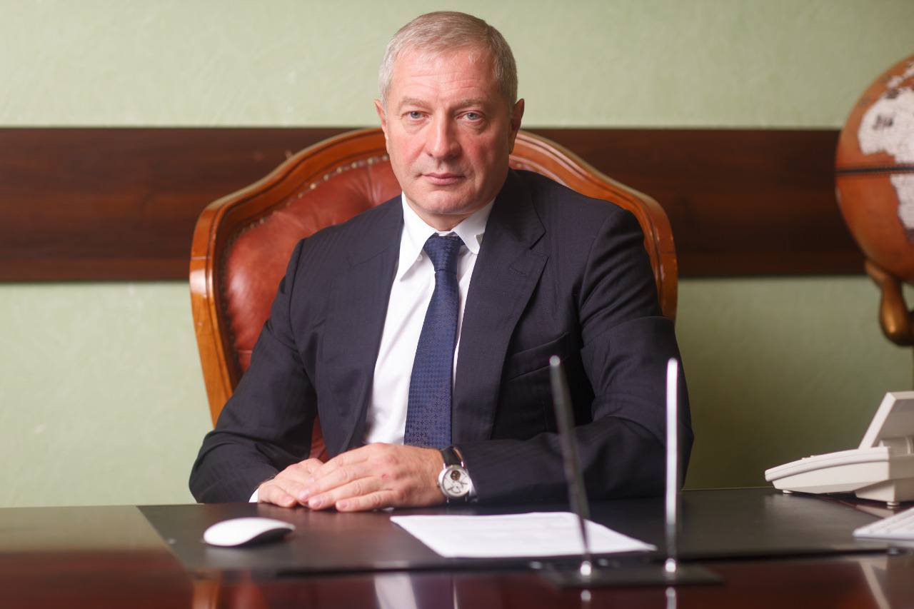 https://upforme.ru/uploads/001a/d9/34/395/374831.jpg